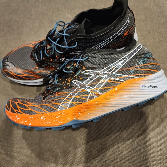 Asics Fugi Speed - Picture 2 of 5